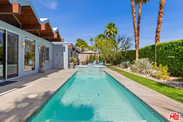 $2,195,000 | 1732 Royal Palm Court, Palm Springs, CA 92262