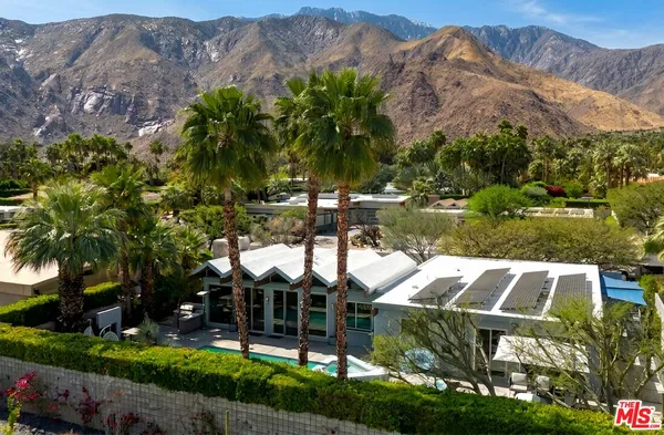 $2,195,000 | 1732 Royal Palm Court, Palm Springs, CA 92262