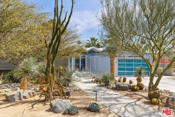 $2,195,000 | 1732 Royal Palm Court, Palm Springs, CA 92262