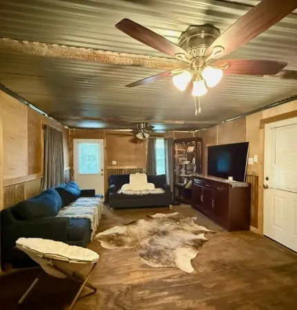 $150,000 | 1503 North Hill Street, Three Rivers, TX 78071