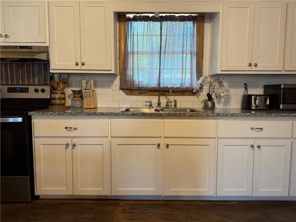 $150,000 | 1503 North Hill Street, Three Rivers, TX 78071