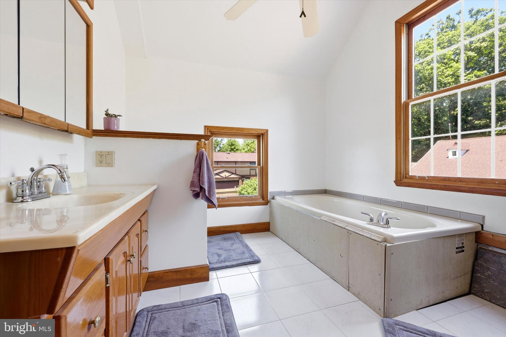 1437 Byberry Road Huntingdon Valley, PA 19006 - Photo 35 of 63