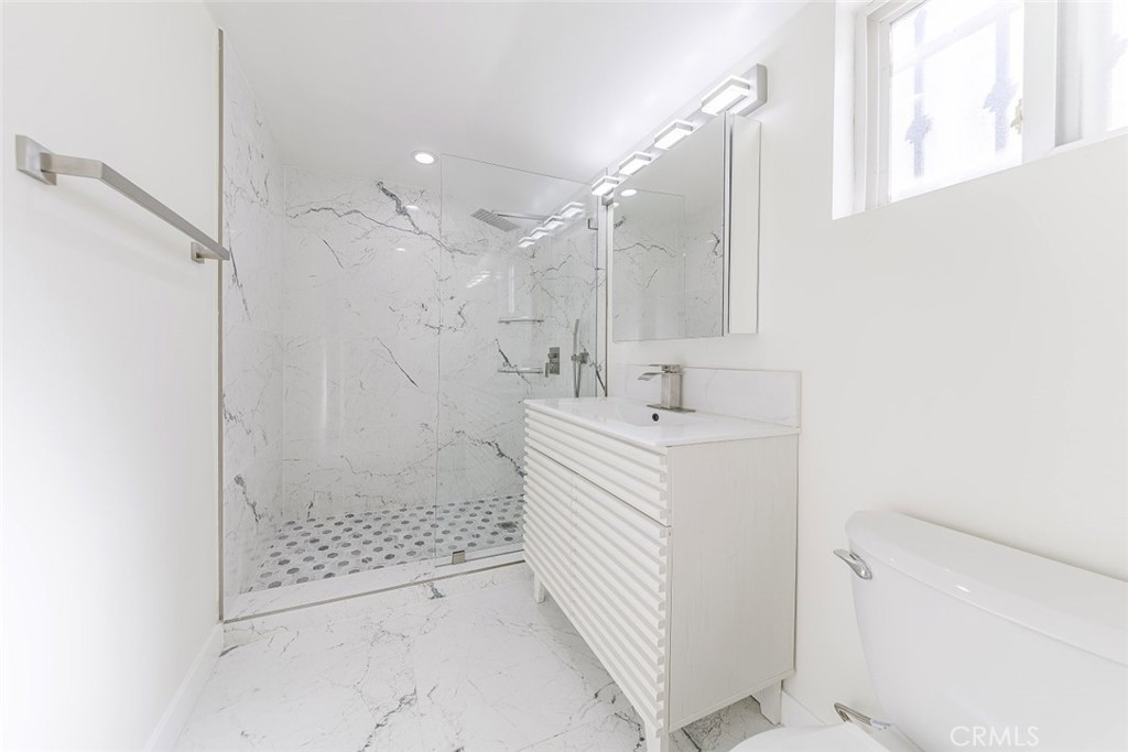 19314 Valerio Street Reseda, CA 91335 - Photo 13 of 55