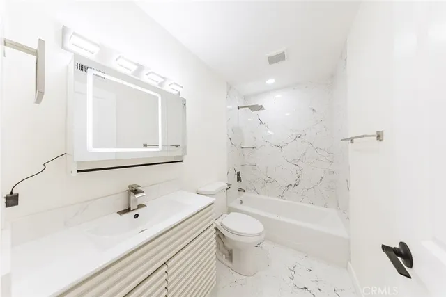 $1,349,000 | 19314 Valerio Street, Reseda, CA 91335