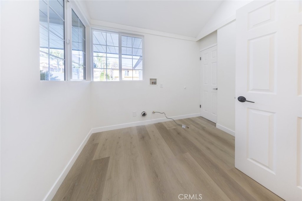 19314 Valerio Street Reseda, CA 91335 - Photo 19 of 55