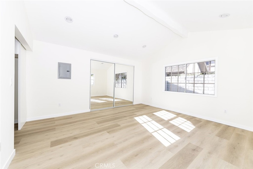 19314 Valerio Street Reseda, CA 91335 - Photo 24 of 55