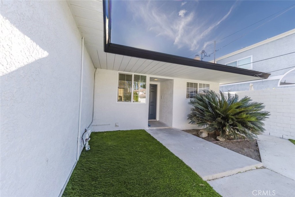 19314 Valerio Street Reseda, CA 91335 - Photo 3 of 55