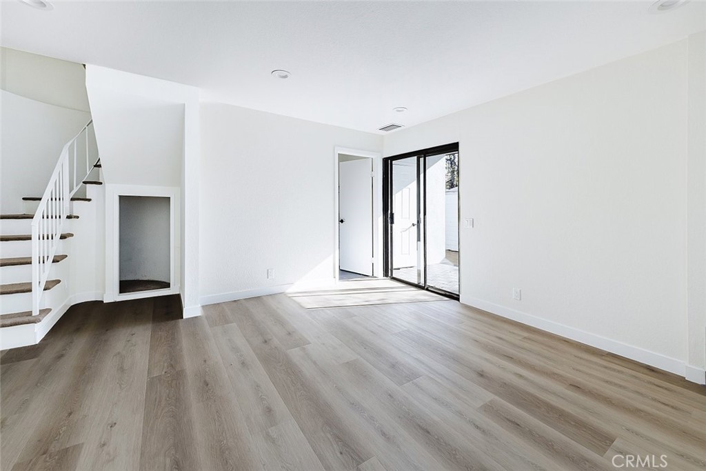 19314 Valerio Street Reseda, CA 91335 - Photo 35 of 55