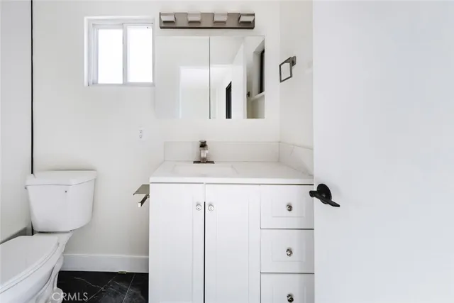 $1,349,000 | 19314 Valerio Street, Reseda, CA 91335