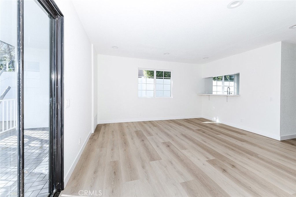 19314 Valerio Street Reseda, CA 91335 - Photo 38 of 55