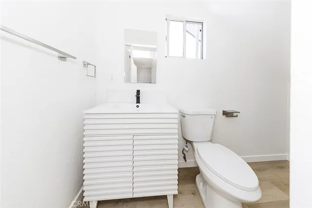 $1,349,000 | 19314 Valerio Street, Reseda, CA 91335