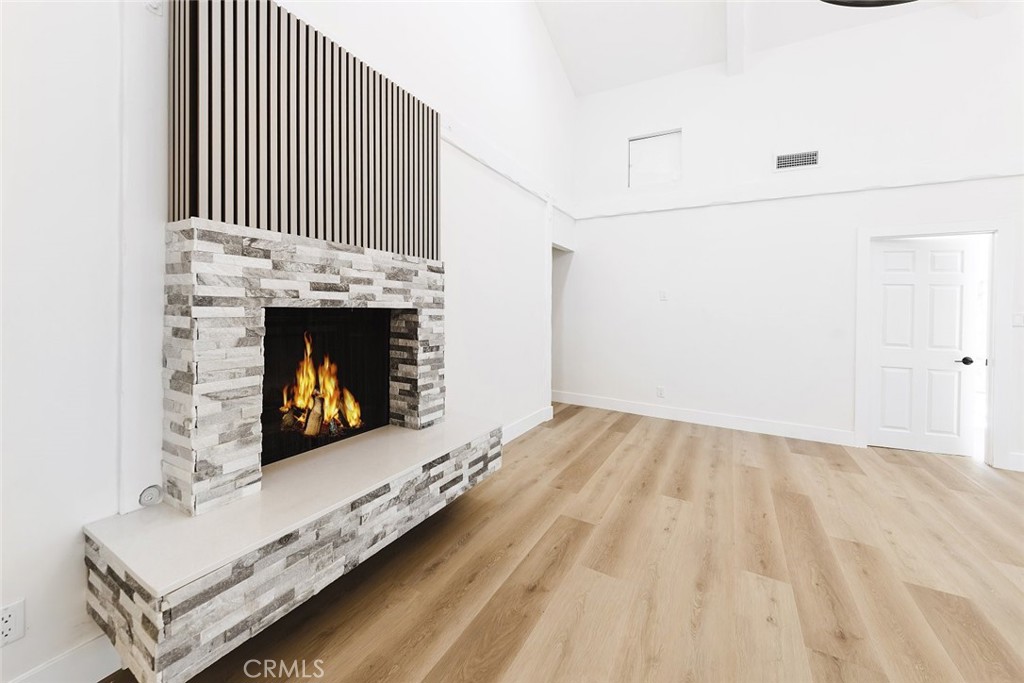 19314 Valerio Street Reseda, CA 91335 - Photo 7 of 55