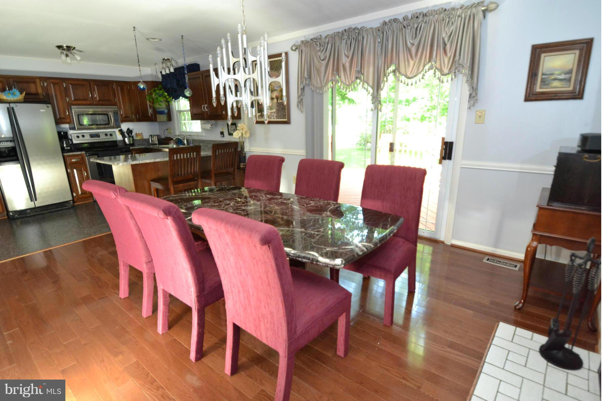 6872 Many Days Columbia, MD 21045 - Photo 11 of 30 Dining Room opens to Kitchen