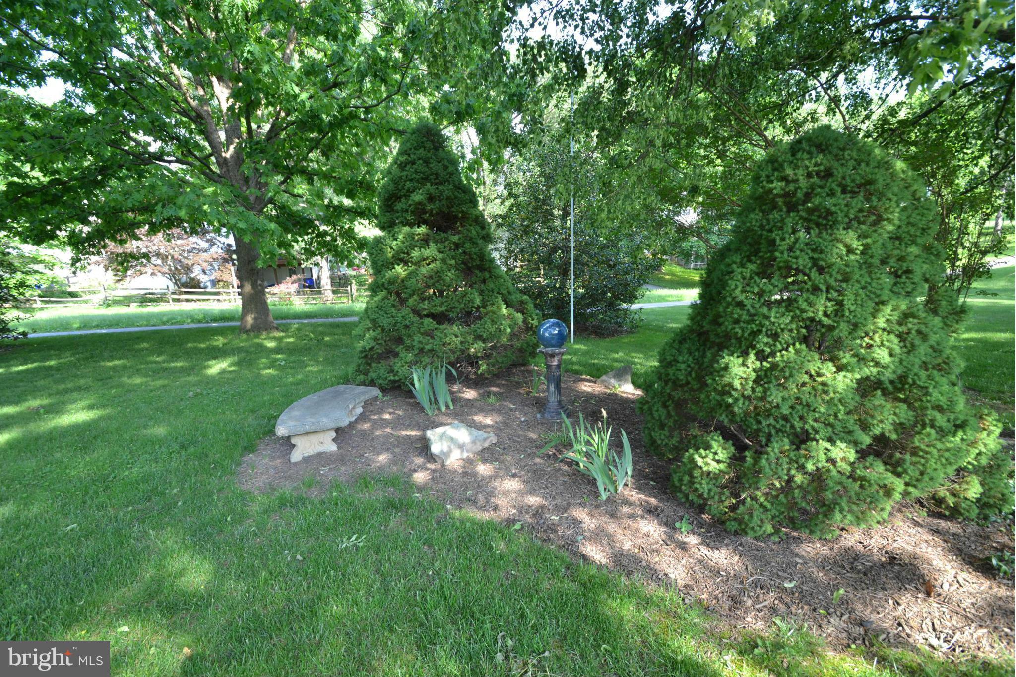 6872 Many Days Columbia, MD 21045 - Photo 29 of 30 Extensive landscaping