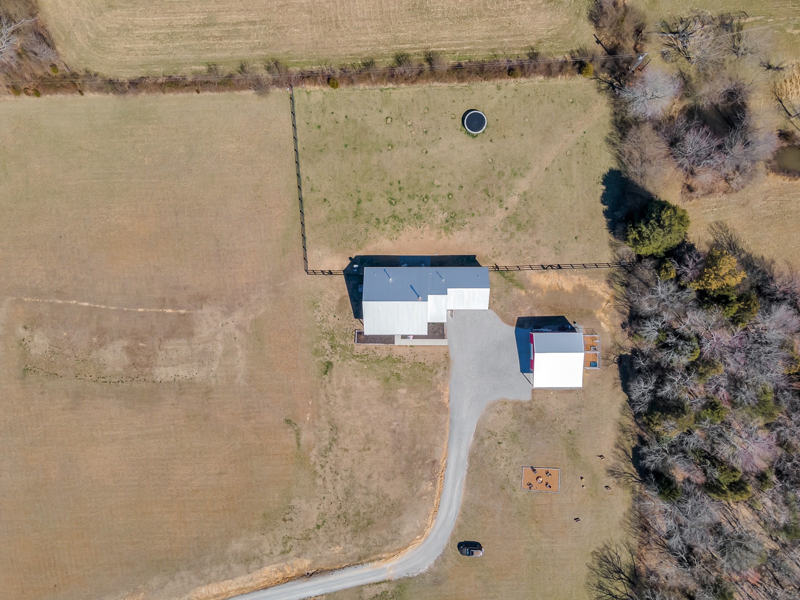 1687 Porter Road Burns, TN 37029 - Photo 28 of 32 an aerial view of a house