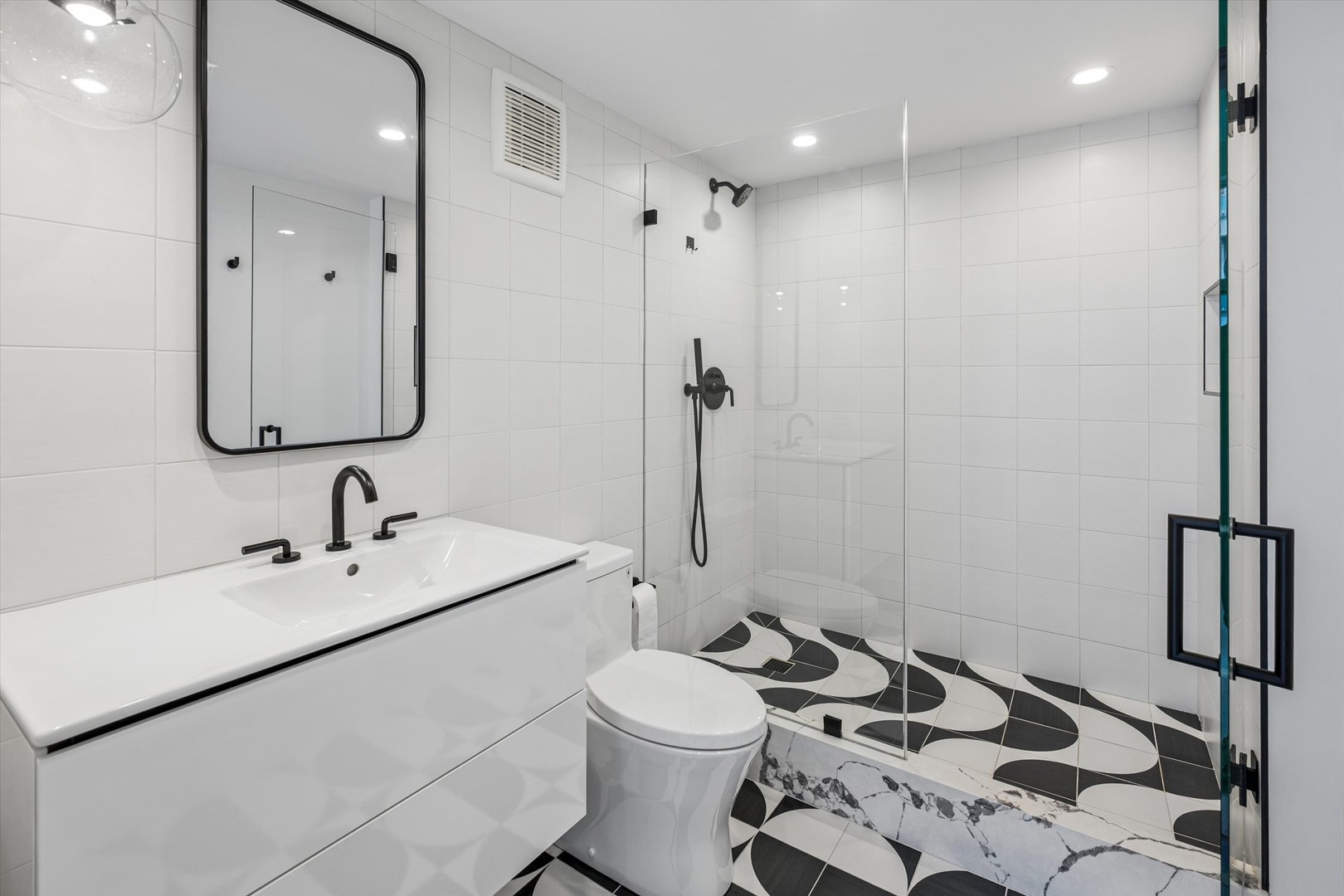 949 West Madison Street, Unit 406 Chicago, IL 60607 - Photo 14 of 17