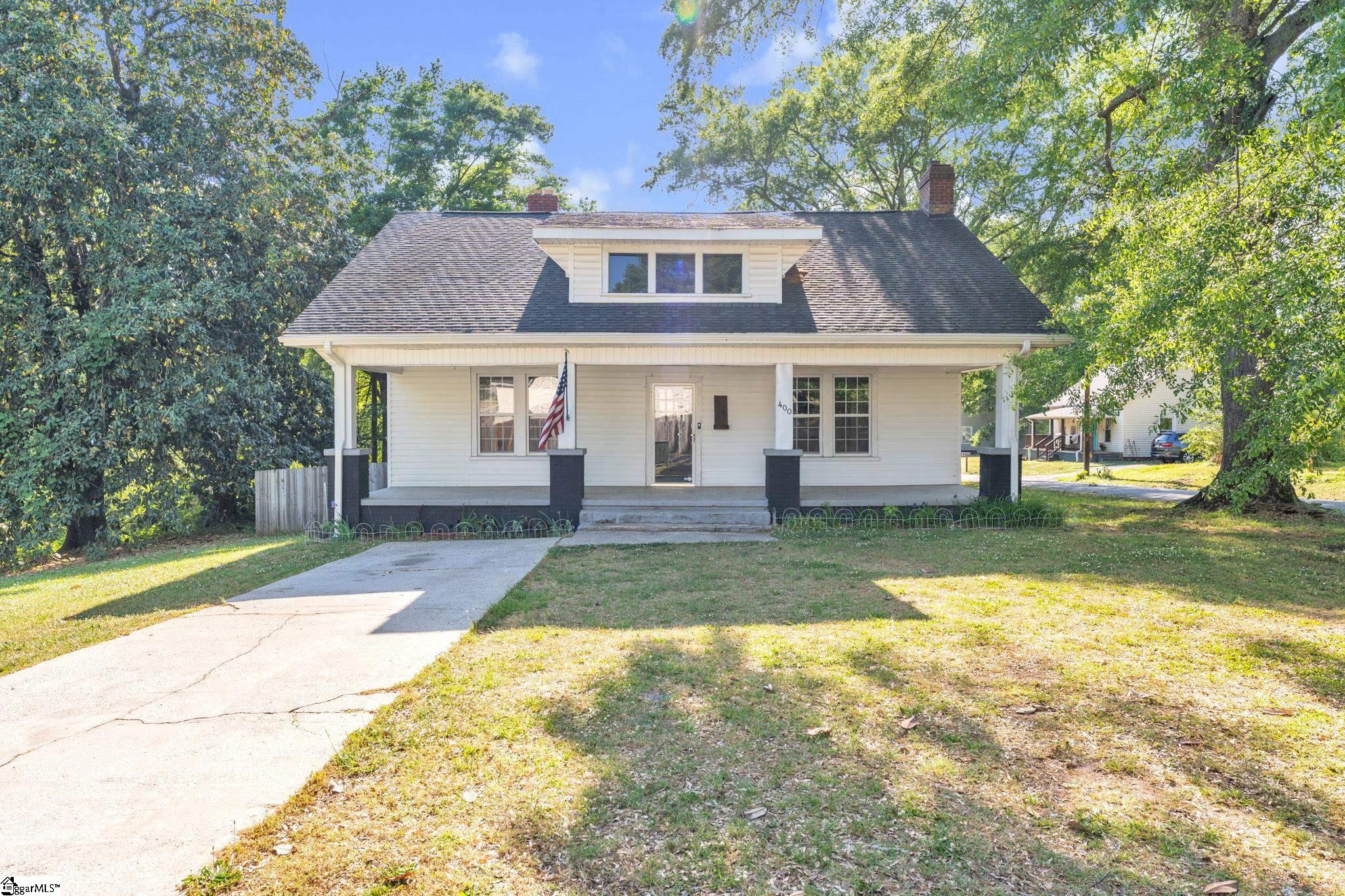 400 King Street Easley, SC 29640 - Photo 5 of 32