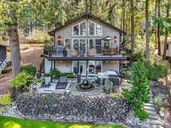 $1,300,000 | 2851 East Mason Lake Drive East, Grapeview, WA 98546
