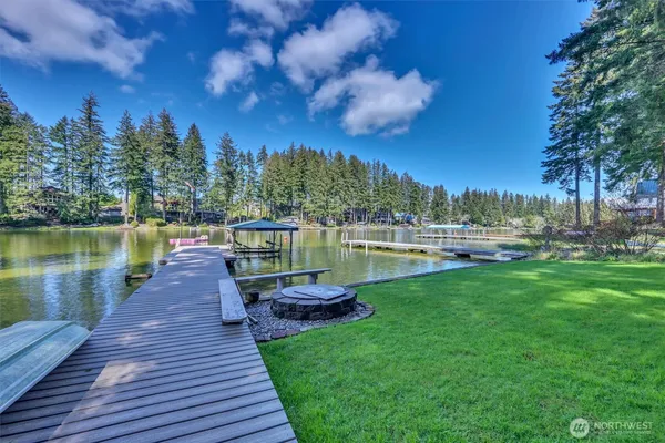 $1,300,000 | 2851 East Mason Lake Drive East, Grapeview, WA 98546