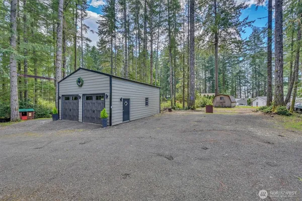$1,300,000 | 2851 East Mason Lake Drive East, Grapeview, WA 98546