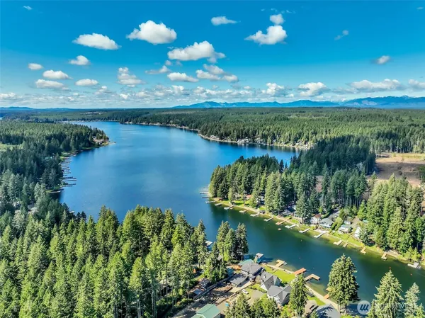 $1,300,000 | 2851 East Mason Lake Drive East, Grapeview, WA 98546
