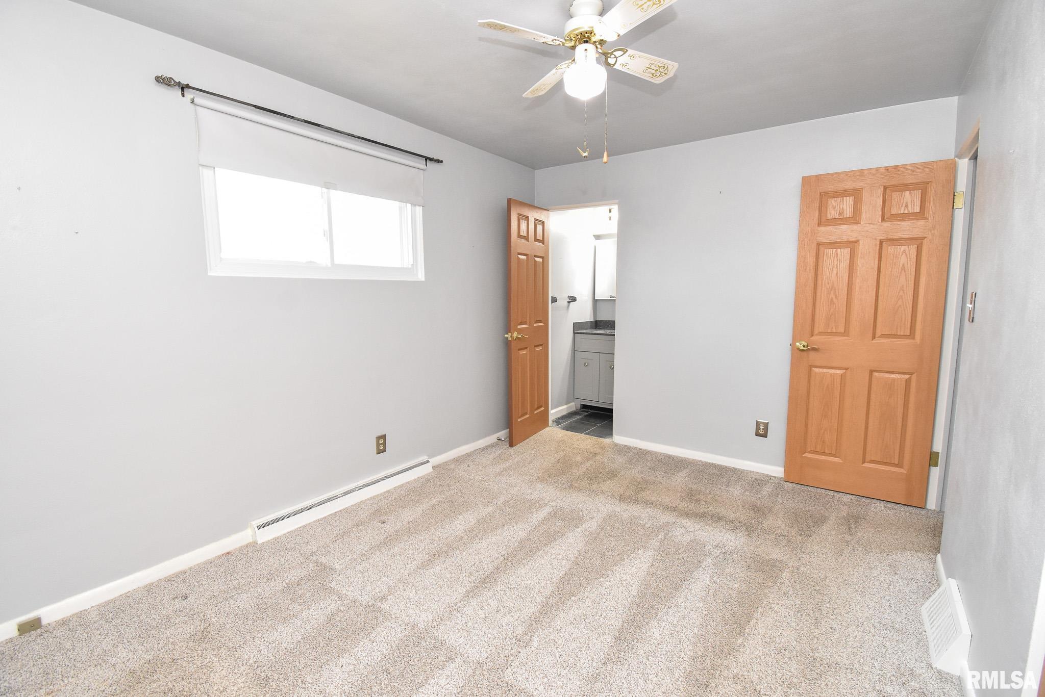 2715 Tiara Strip Peoria, IL 61607 - Photo 14 of 30