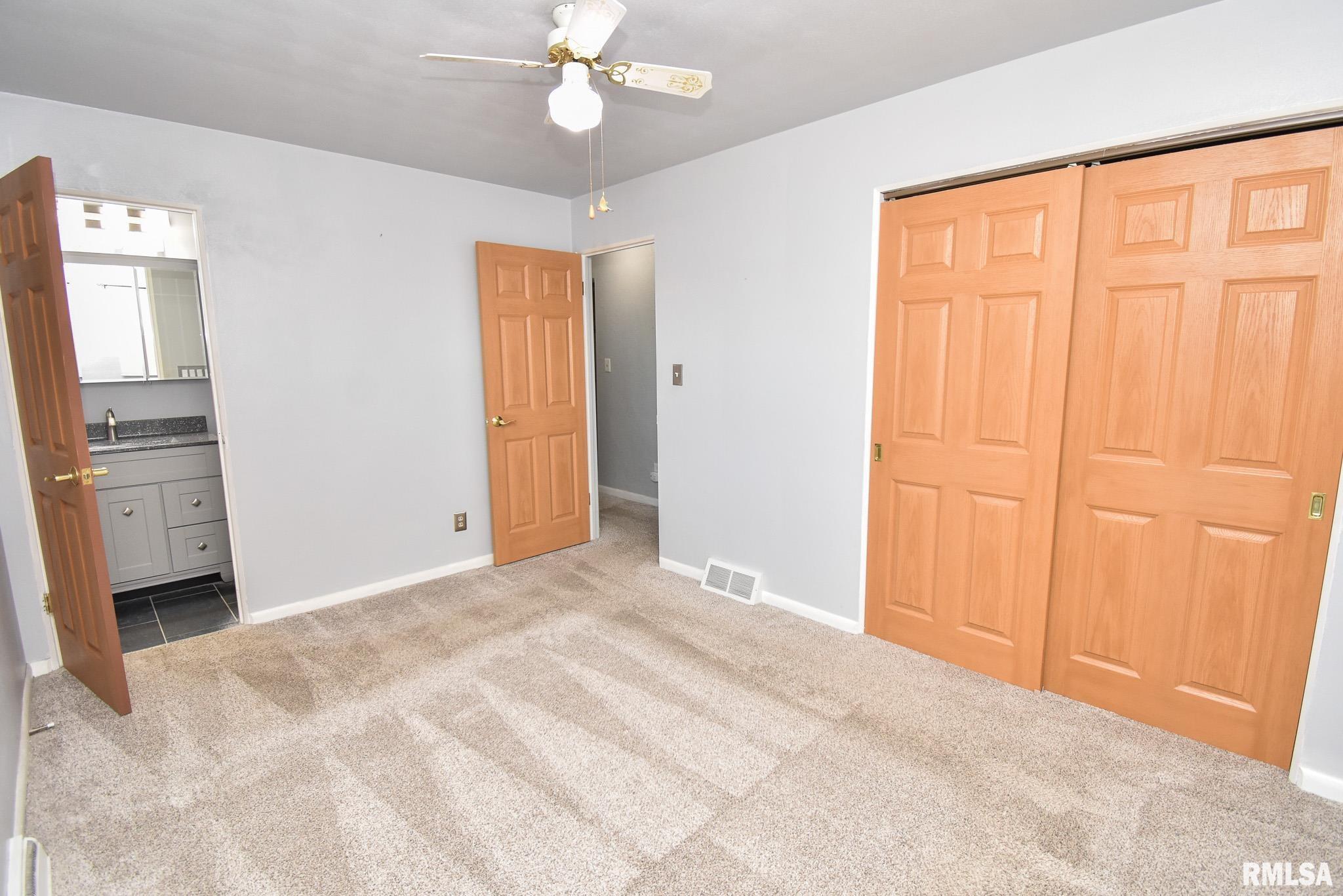 2715 Tiara Strip Peoria, IL 61607 - Photo 15 of 30