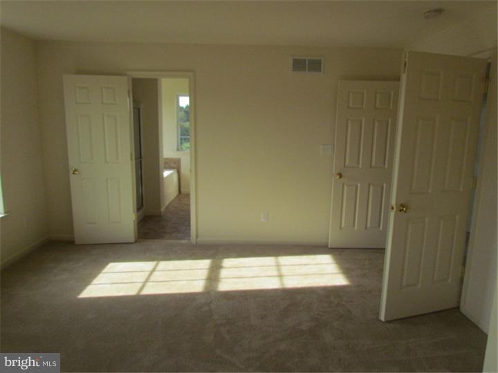 1552 Hidden Valley Road Allentown, PA 18103 - Photo 14 of 25 Gallery Image 14