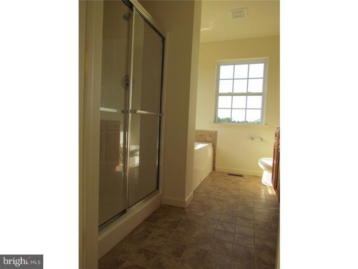 1552 Hidden Valley Road Allentown, PA 18103 - Photo 16 of 25 Gallery Image 16