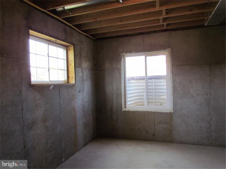 1552 Hidden Valley Road Allentown, PA 18103 - Photo 18 of 25 Gallery Image 18