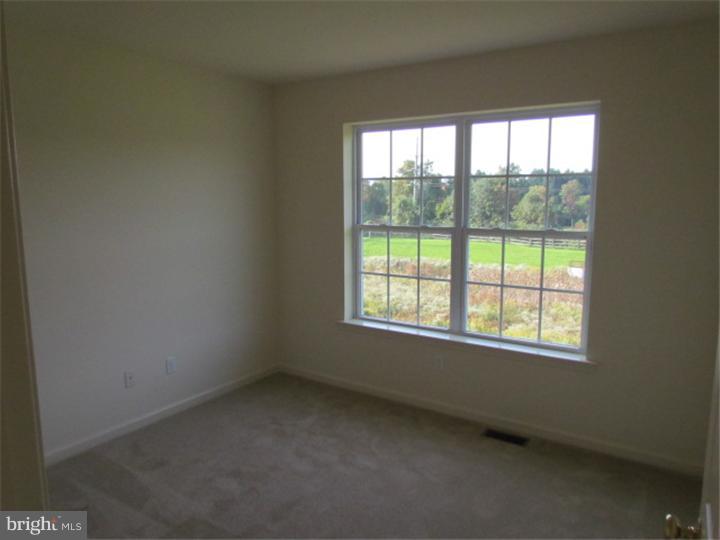 1552 Hidden Valley Road Allentown, PA 18103 - Photo 22 of 25 Gallery Image 22