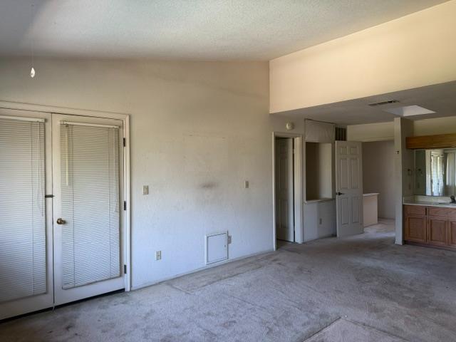 501 Rose Avenue, Unit 18 Modesto, CA 95355 - Photo 4 of 20