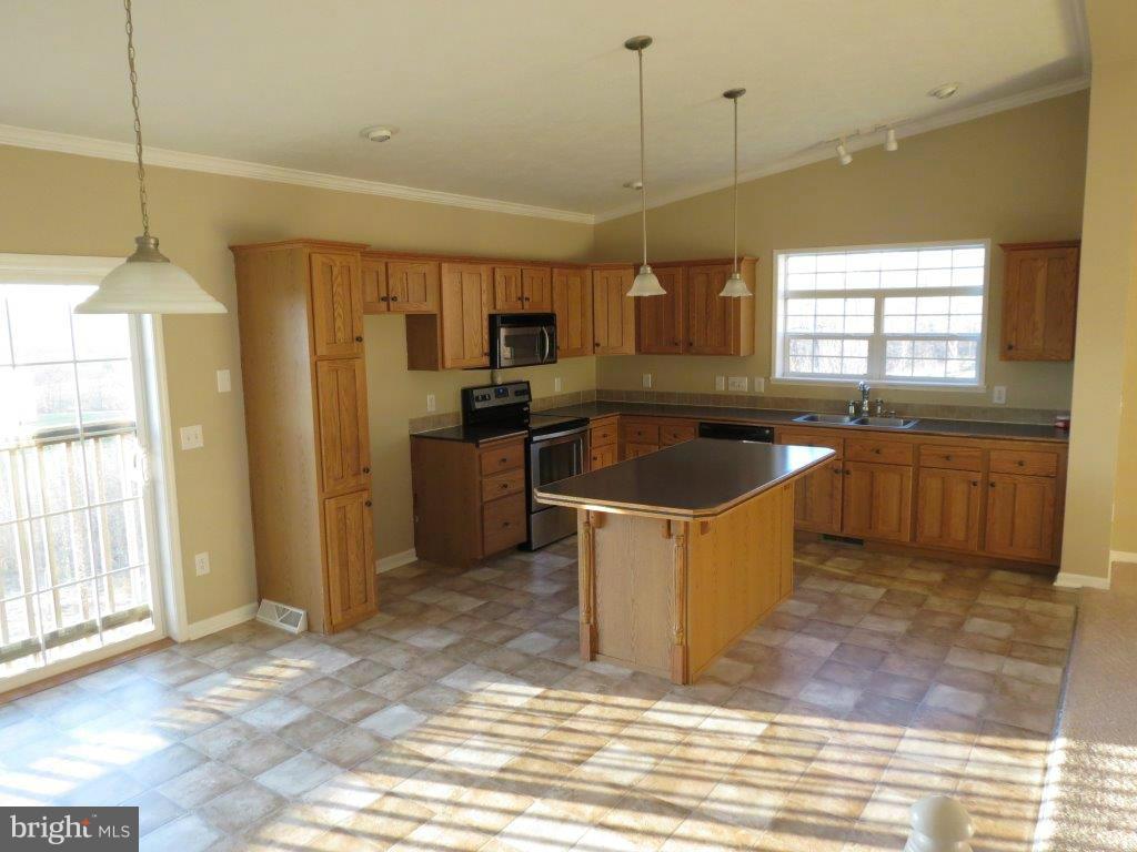2834 Shaff Road Rohrersville, MD 21779 - Photo 8 of 20 Kitchen