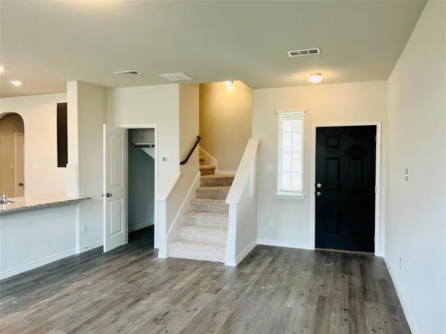 $2,095 | 8360 Horned Maple Trail, Fort Worth, TX 76123