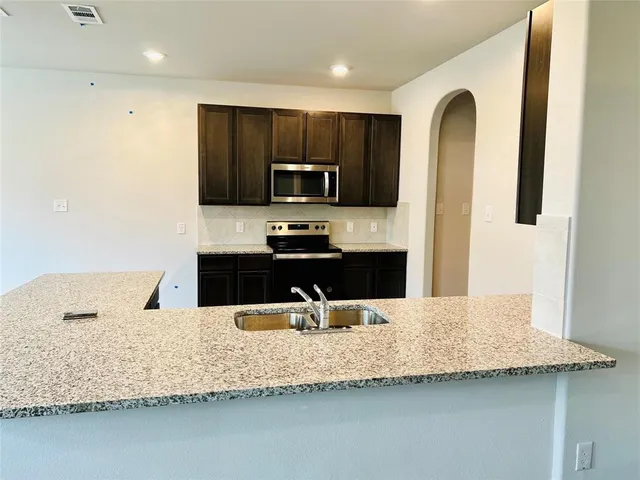 $2,095 | 8360 Horned Maple Trail, Fort Worth, TX 76123