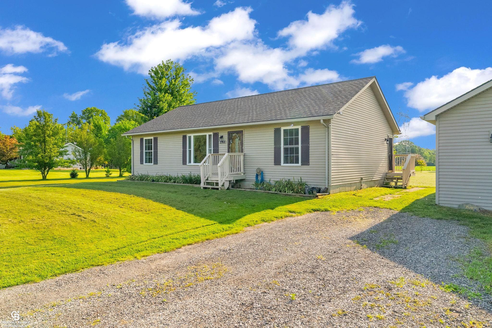 2168 Cove Road Goodells, MI 48027 - Photo 5 of 37