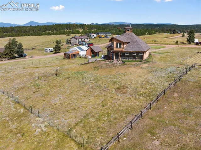 a view of a lake with houses with outdoor space