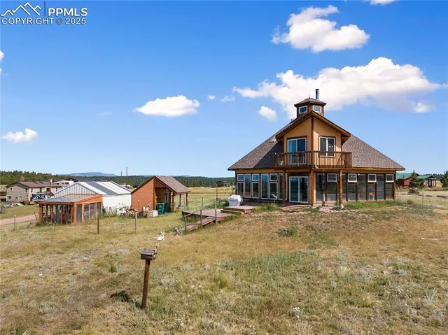 $494,900 | 18 Sir Richard Drive, Divide, CO 80814