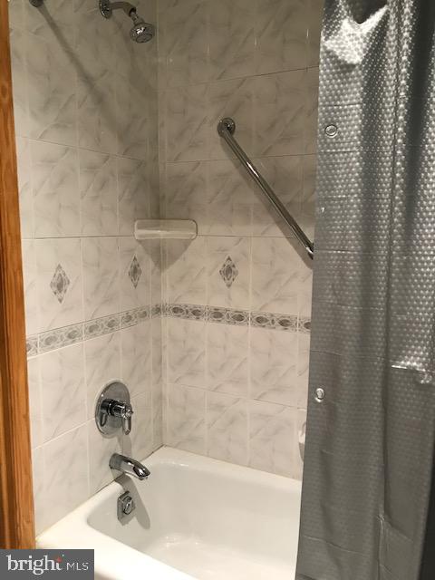 3211 Primrose Road Philadelphia, PA 19114 - Photo 17 of 43 Gallery Image 17