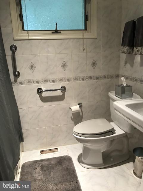 3211 Primrose Road Philadelphia, PA 19114 - Photo 18 of 43 Gallery Image 18