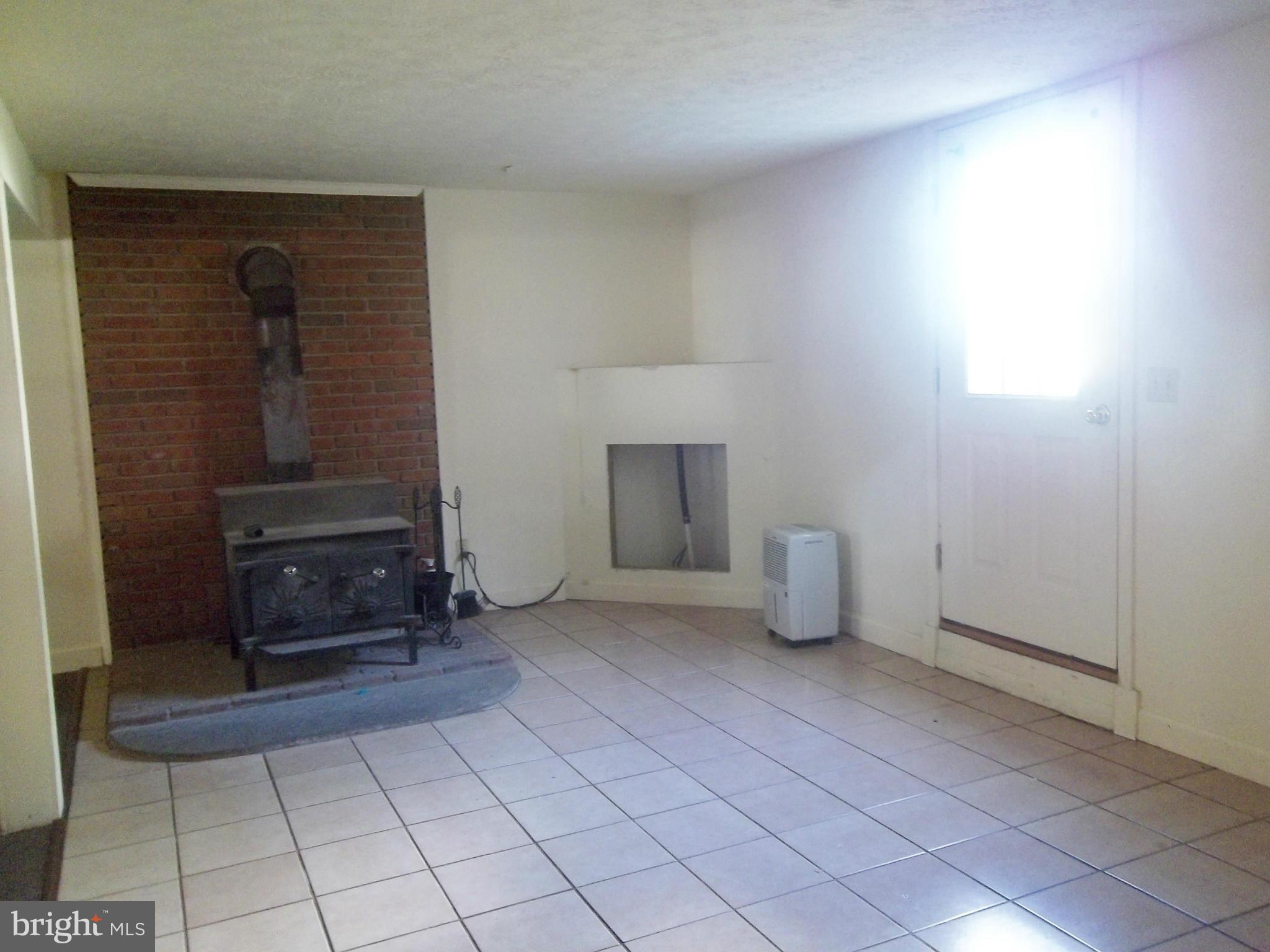 44 Colonial Way Rising Sun, MD 21911 - Photo 11 of 16 Family Room