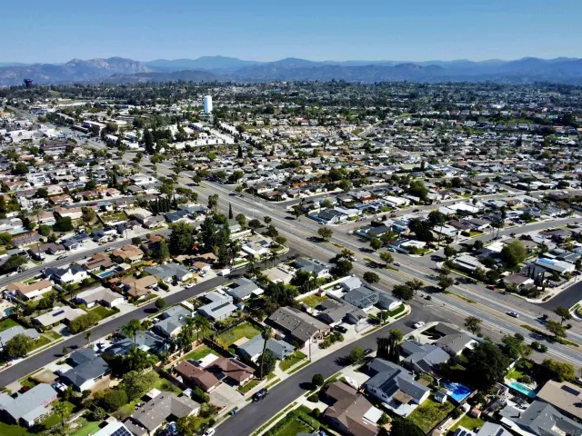 $1,200,000 | 8364 Lake Ashwood Avenue, San Diego, CA 92119