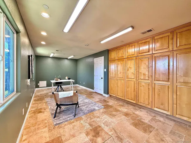 $1,200,000 | 8364 Lake Ashwood Avenue, San Diego, CA 92119