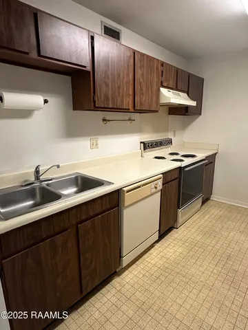 $73,125 | 701 South College Road, Unit 309, Lafayette, LA 70503