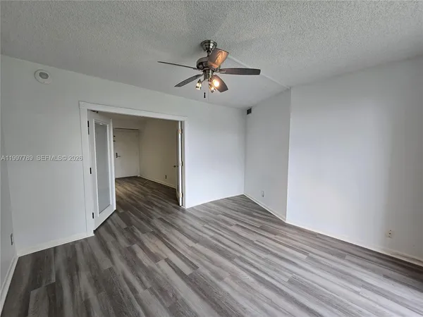 $2,300 | 3300 Northeast 192 Street, Unit 210, Aventura, FL 33180