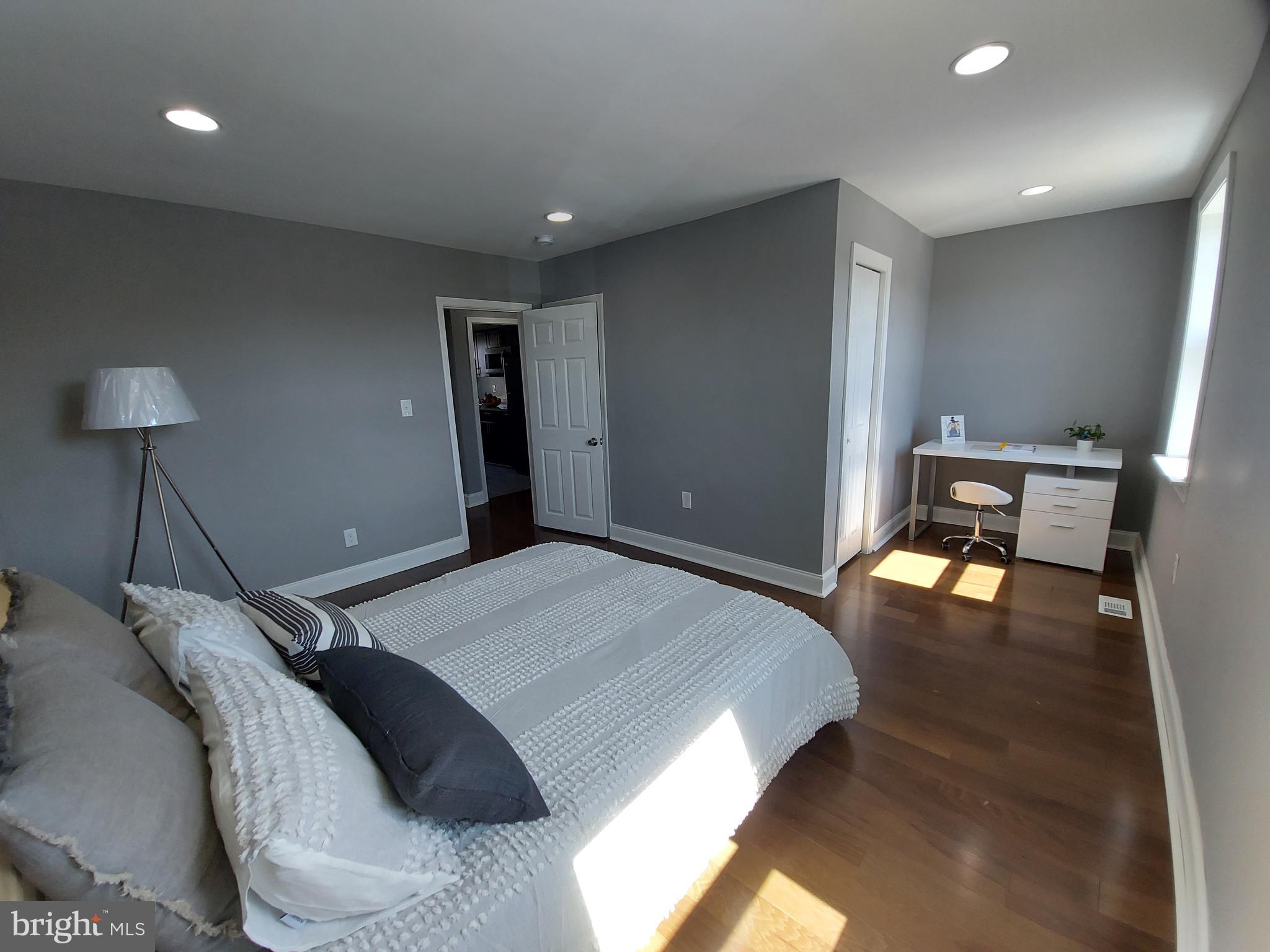 4924 Brookwood Road Baltimore, MD 21225 - Photo 10 of 24 Gallery Image 10