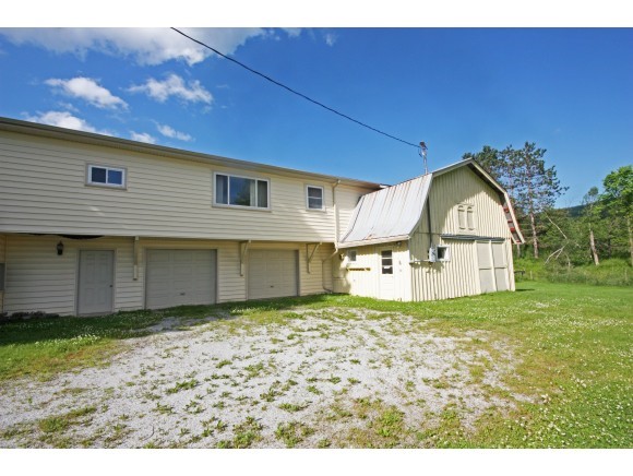 1602 St Albans Road Richford, VT 05476 - Photo 2 of 26 Gallery Image 2