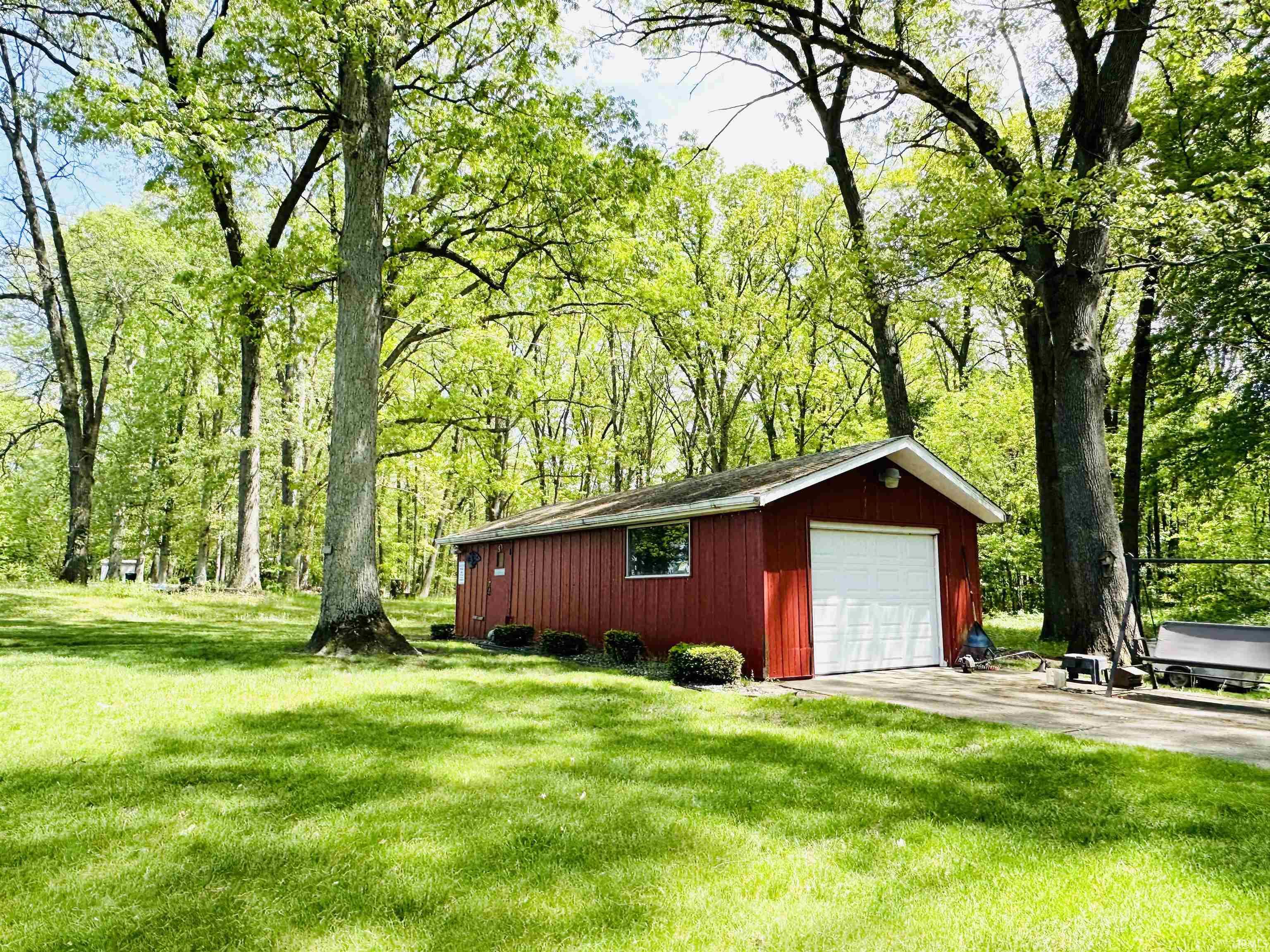 28624 New Road North Liberty, IN 46554 - Photo 10 of 36