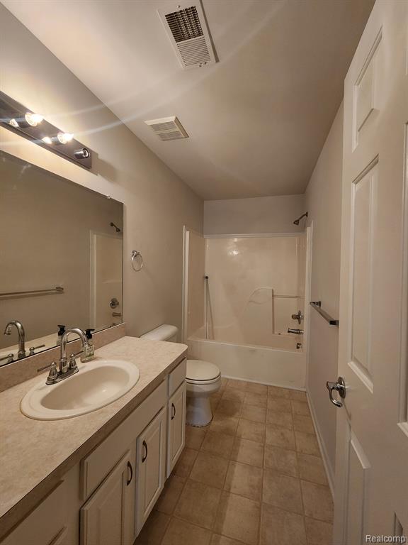 1100 Rial Lake Drive Howell, MI 48843 - Photo 19 of 19