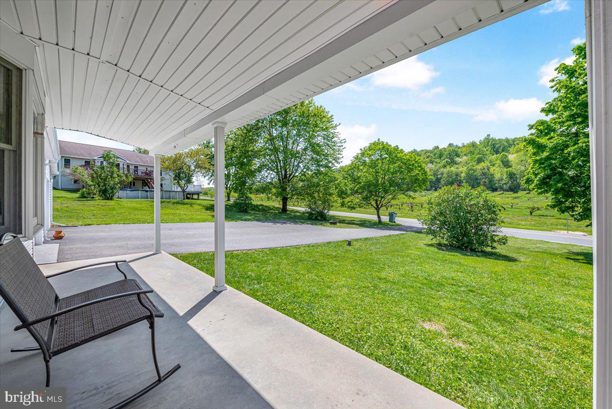 14011 Pryor Road Thurmont, MD 21788 - Photo 4 of 38 Gallery Image 4